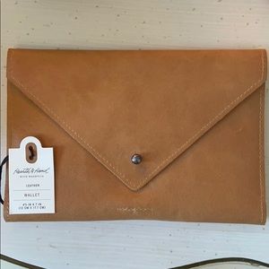 NWT: Hearth & Hand Leather Envelope Wallet